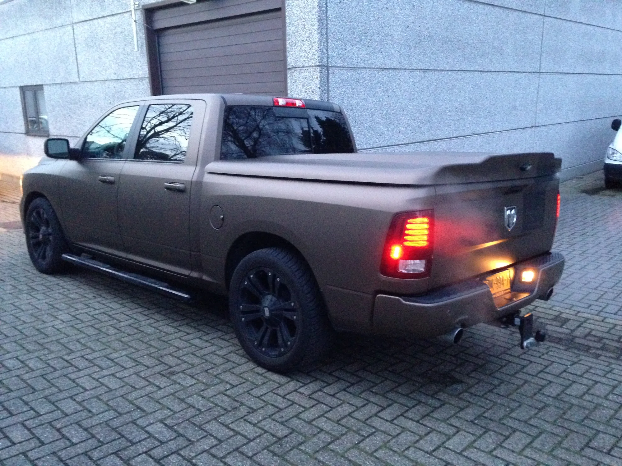 DODGE RAM 2015 MATTE METALLIC BROWN — Dodge Ram 2015 — FRD × WMR