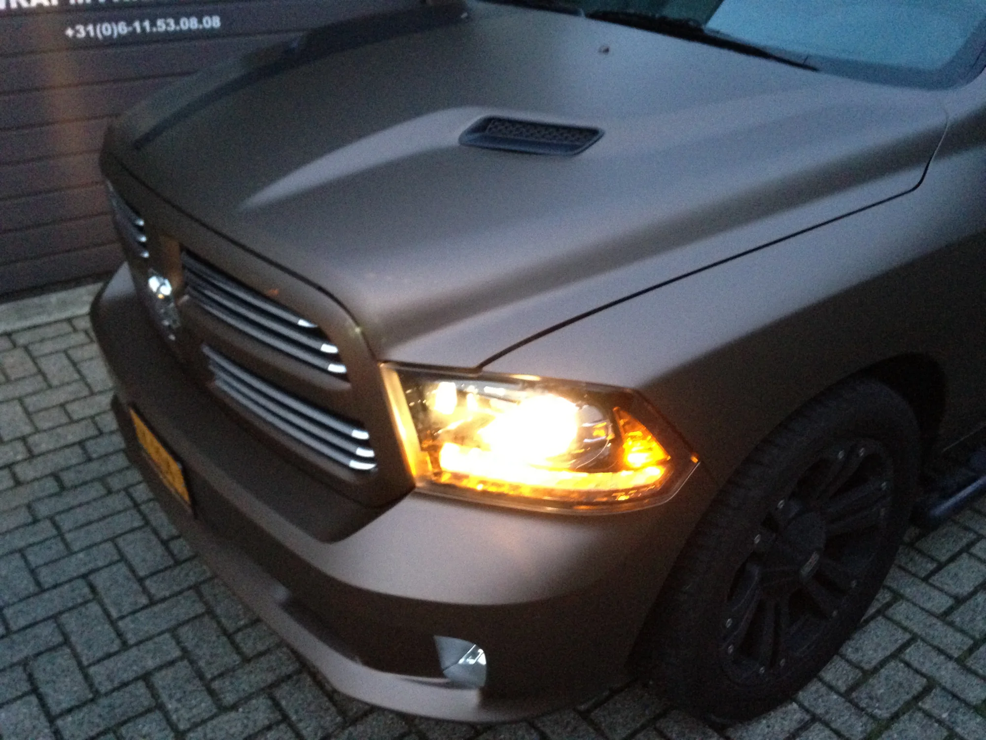 Dodge Ram 2015 Matte Metallic Brown kleurwissel — Wrap My Ride
