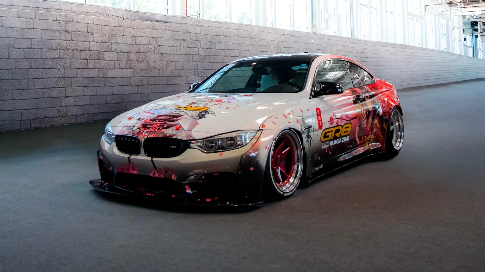 BMW M4 Liberty Walk Japanse custom livery voor GR8 Magazine — Frank Ricci Design × Wrap My Ride