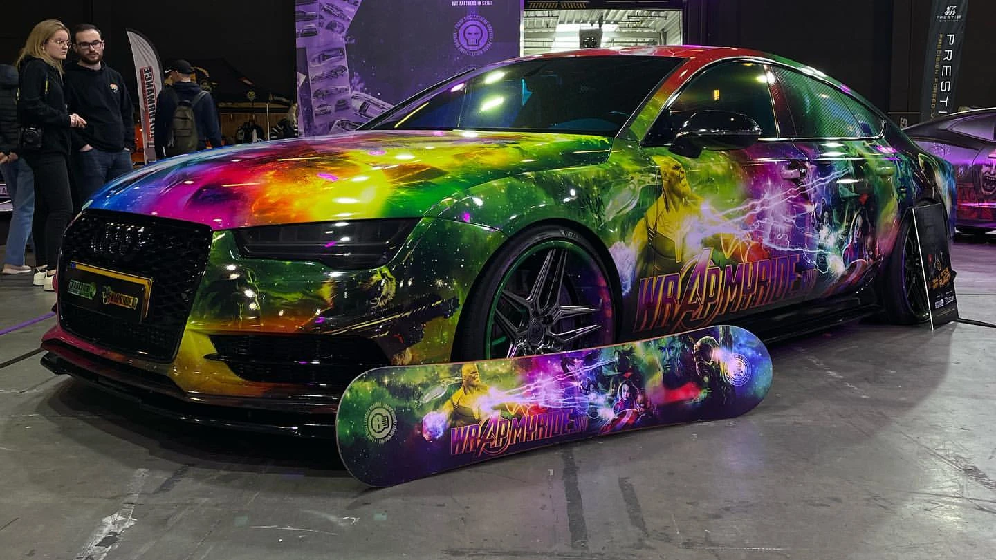 Audi A7 The A7venger custom livery wrap — groene kant op de beurs — FRD × WMR