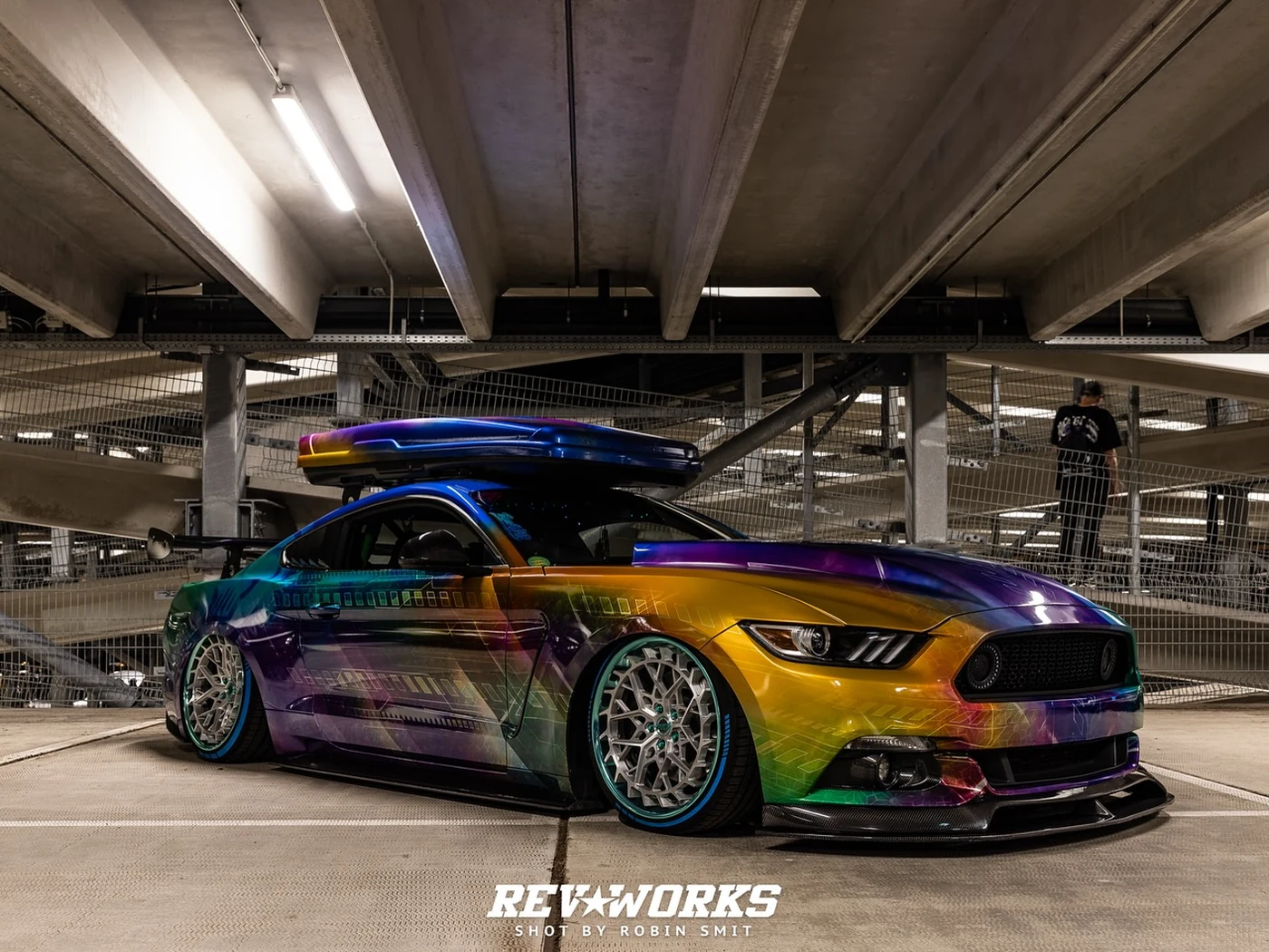 Ford Mustang Uni.C.Porn holographic livery — zijkant — FRD × WMR